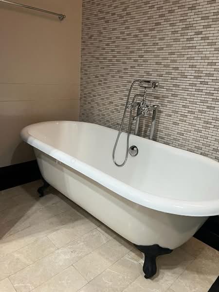 Condominium for Rent at Quayside Seafront Resort Condominiums - Hoy Meng - Bathroom - PropertyGuru.com.my