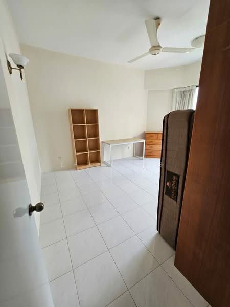 Condominium for Rent at Sri Pangkor Condominium - Lee Meng Keat - Bedroom - PropertyGuru.com.my