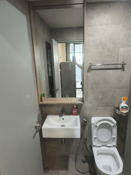 Servis Apartment untuk Disewa di Suasana @ Utropolis - Wilson Goh - Bathroom - PropertyGuru.com.my