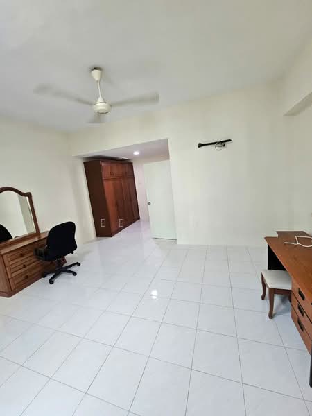 Condominium for Rent at Sri Pangkor Condominium - Lee Meng Keat - Bedroom - PropertyGuru.com.my