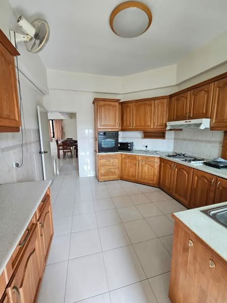 Condominium for Rent at Sri Pangkor Condominium - Lee Meng Keat - PropertyGuru.com.my