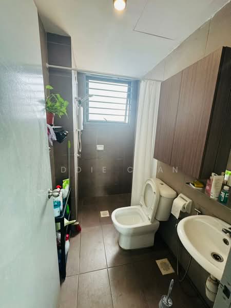 Servis Apartment untuk Dijual di ARC @ Austin Hills - Eddie Chan - Bathroom - PropertyGuru.com.my