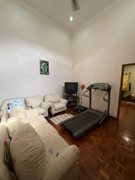 2-storey Terraced House for Sale in Taman Overseas Union (Taman Oug) (Jalan Klang Lama (Old Klang Road)) - Jayden Yee - Living Room - PropertyGuru.com.my