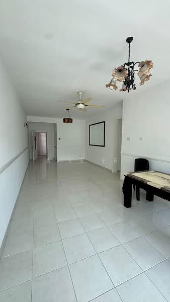 Kondominium untuk Dijual di Regency Heights Condo - A Ee Ee - Living Room - PropertyGuru.com.my