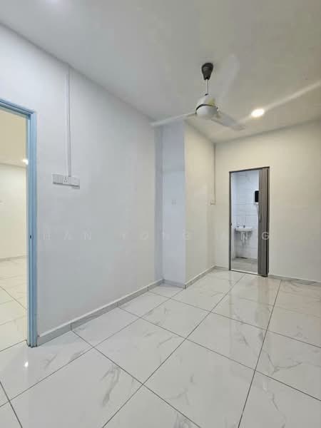 2-storey Terraced House for Sale in Taman Desa Cemerlang (Ulu Tiram) - Han Yong Ang - Interior - PropertyGuru.com.my
