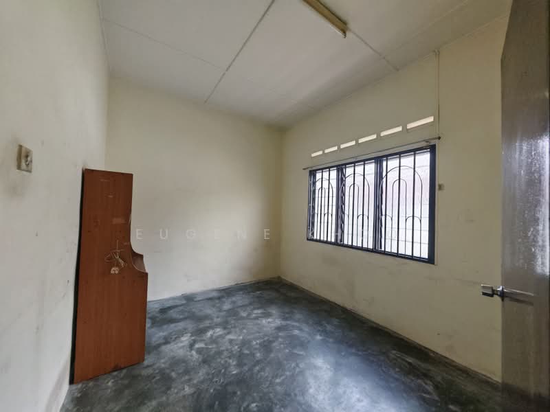 Rumah Teres 1 Tingkat untuk Disewa di Taman Johor Jaya (Johor Bahru) - Eugene Khoo - PropertyGuru.com.my