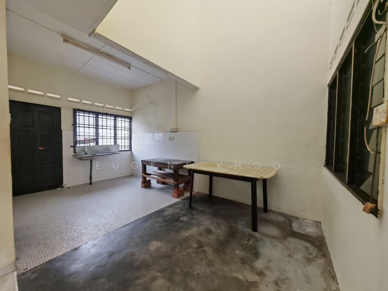 Rumah Teres 1 Tingkat untuk Disewa di Taman Johor Jaya (Johor Bahru) - Eugene Khoo - PropertyGuru.com.my