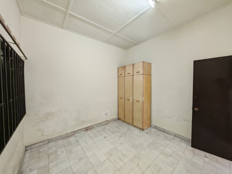 Rumah Teres 1 Tingkat untuk Disewa di Taman Johor Jaya (Johor Bahru) - Eugene Khoo - PropertyGuru.com.my