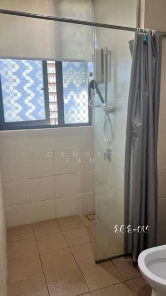 Servis Apartment untuk Disewa di Parisien Tower - Candee Tan - Bathroom - PropertyGuru.com.my