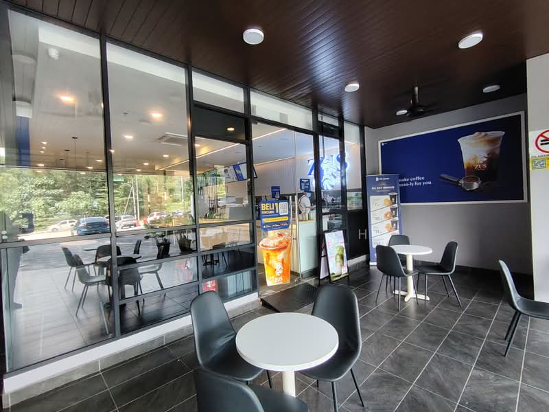 Service Residence for Sale at Cubic Botanical - Irwin Loh - Interior - PropertyGuru.com.my