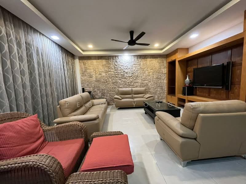 Rumah Teres 2 Tingkat untuk Dijual di Bukit Rahman Putra (Sungai Buloh) - Peggy Yong - Living Room - PropertyGuru.com.my