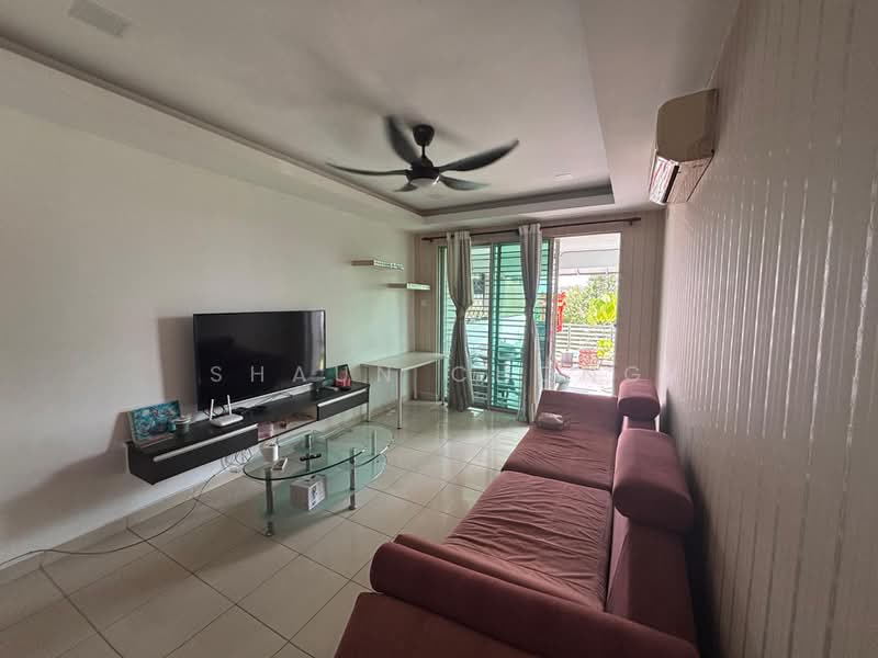 Kondominium untuk Disewa di Pearl Avenue - Shaun Chong - Living Room - PropertyGuru.com.my