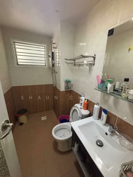 Kondominium untuk Disewa di Pearl Avenue - Shaun Chong - Bathroom - PropertyGuru.com.my