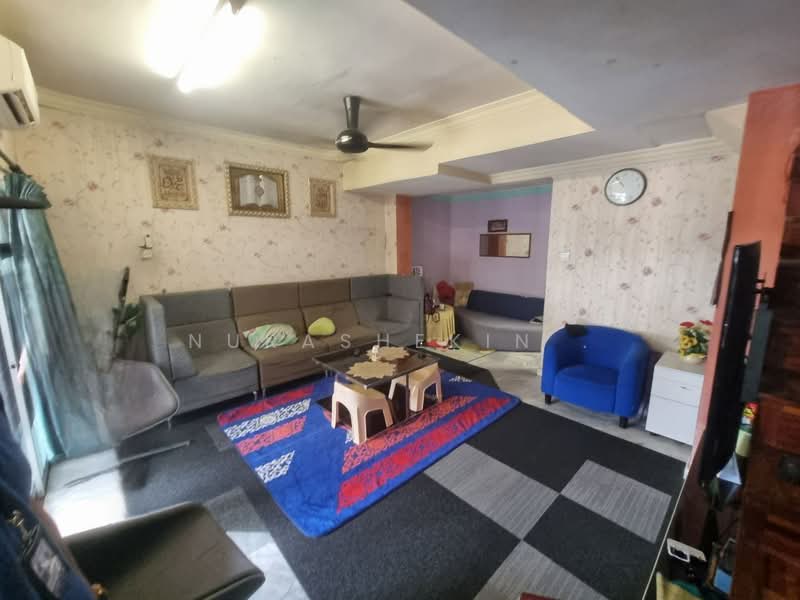 2-storey Terraced House for Sale in Taman Seri Bahagia (Cheras) - Nurashekin . - Living Room - PropertyGuru.com.my