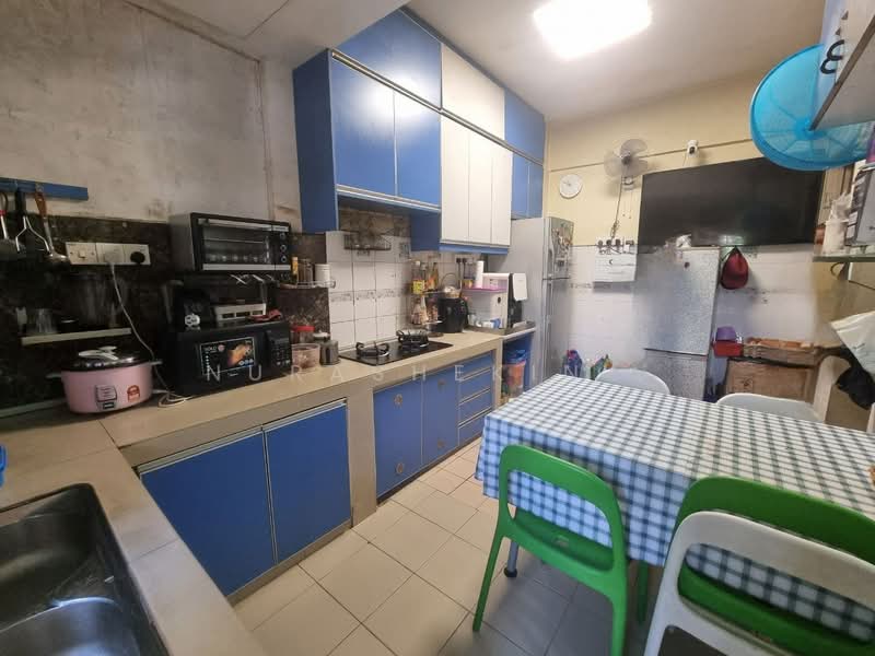 2-storey Terraced House for Sale in Taman Seri Bahagia (Cheras) - Nurashekin . - Kitchen - PropertyGuru.com.my