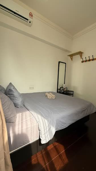 Servis Apartment untuk Disewa di R&F Princess Cove Phase 1 - Steward . - Bedroom - PropertyGuru.com.my