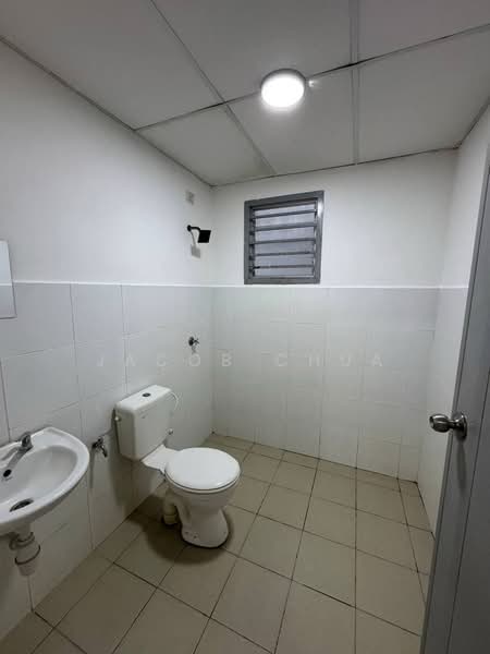 Apartment for Sale at Denai Nusantara Apartment - Jacob Chua - Bathroom - PropertyGuru.com.my