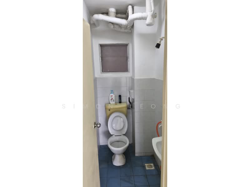 Pangsapuri untuk Disewa di Flora Damansara Apartment - Simon Leong - Bathroom - PropertyGuru.com.my