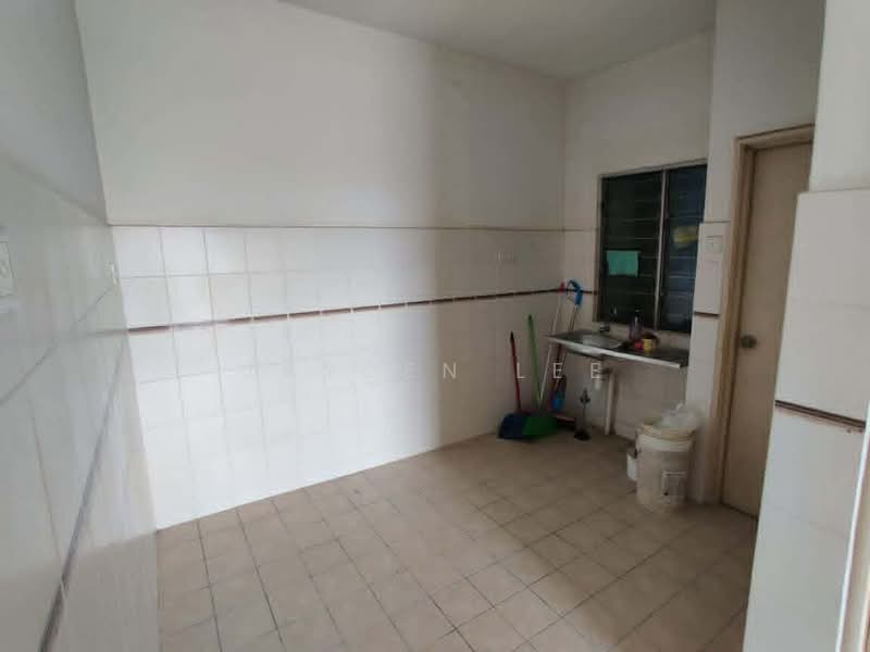 Apartment for Sale at D' Cahaya Apartment - Jayden Lee - Kitchen - PropertyGuru.com.my