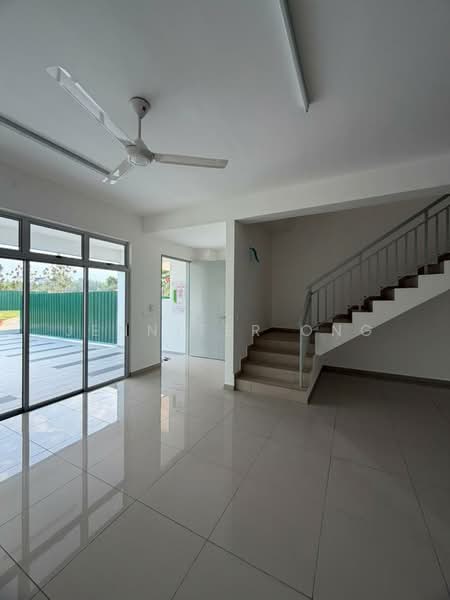 Rumah Teres untuk Dijual di Johor Bahru (Johor) - Jennifer Ong - Living Room - PropertyGuru.com.my