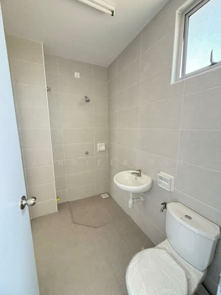 Rumah Teres untuk Dijual di Johor Bahru (Johor) - Jennifer Ong - Bathroom - PropertyGuru.com.my