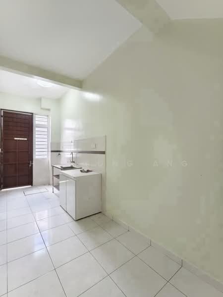 2-storey Terraced House for Sale in Taman Setia Indah (Tebrau) - Han Yong Ang - Kitchen - PropertyGuru.com.my