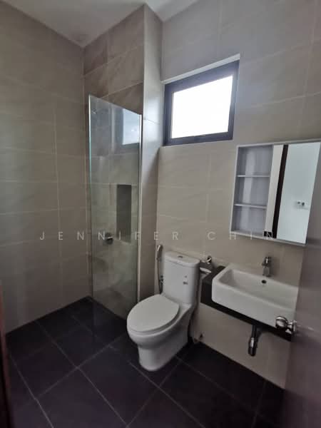 Semi-Detached House for Rent in Telok Panglima Garang (Selangor) - Jennifer Chin - Bathroom - PropertyGuru.com.my