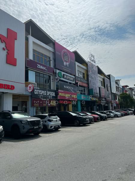 Shop / Office for Rent in Seksyen 7 (Shah Alam) - Chester Hoong - Exterior - PropertyGuru.com.my