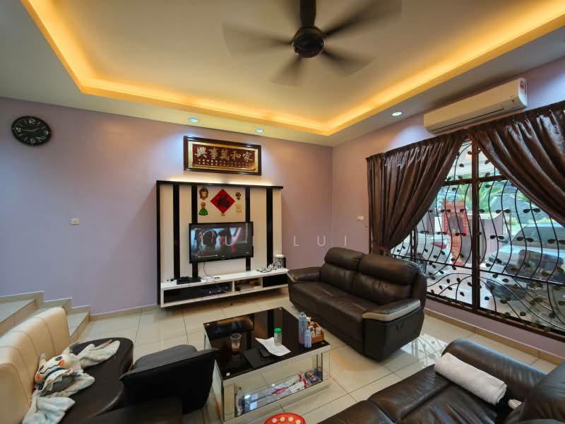 Semi-Detached House for Sale in Bandar Indahpura (Kulai) - Lui Lui - Living Room - PropertyGuru.com.my