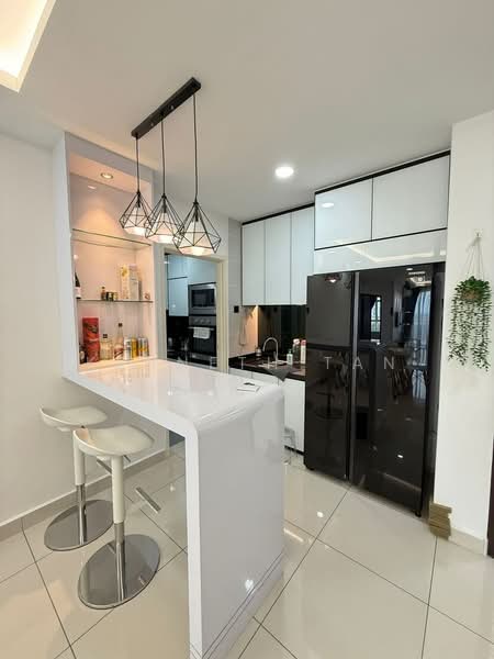 Servis Apartment untuk Disewa di KSL Residence @ Daya - Kenneth Tan - Kitchen - PropertyGuru.com.my