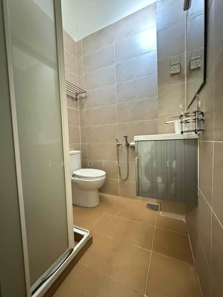 Rumah Teres 2-Tingkat untuk Dijual di Taman Wawasan (Puchong) - Jayden Lee - Bathroom - PropertyGuru.com.my