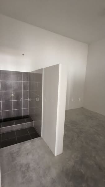 Semi-D Factory for Rent in Kulai (Johor) - Angel Lee - Bathroom - PropertyGuru.com.my