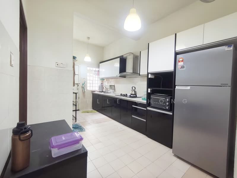2-storey Terraced House for Sale in Denai Alam (Shah Alam) - Michelle Chong - Kitchen - PropertyGuru.com.my