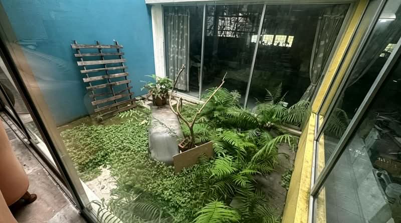 2-storey Terraced House for Sale in TAMAN PUCHONG UTAMA (Puchong) - Tom Ting - Garden - PropertyGuru.com.my