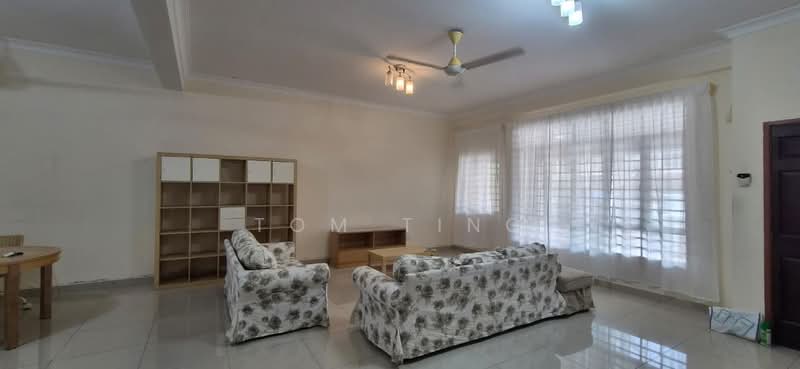 Rumah Teres 2 Tingkat untuk Dijual di TAMAN PUCHONG UTAMA (Puchong) - Tom Ting - Living Room - PropertyGuru.com.my