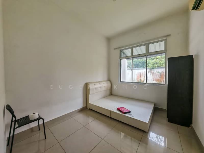 Rumah Teres 2 Tingkat untuk Dijual di Taman Molek (Johor Bahru) - Eugene Khoo - PropertyGuru.com.my