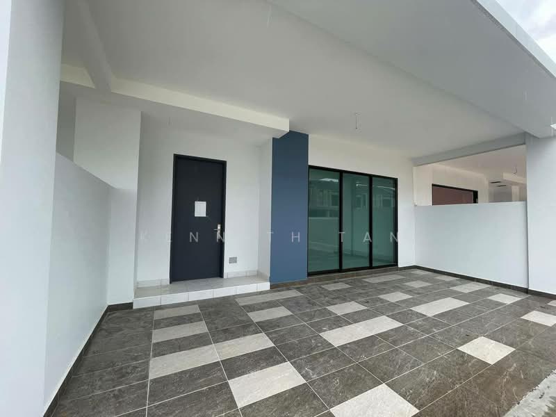2-storey Terraced House for Sale in Johor Bahru (Johor) - Kenneth Tan - Exterior - PropertyGuru.com.my