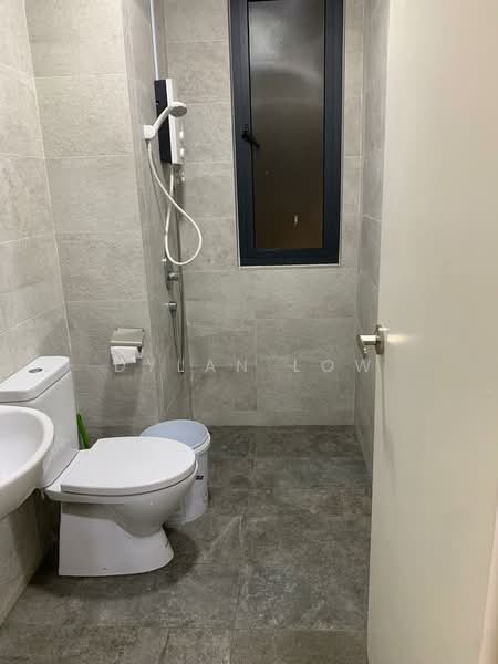 Kondominium untuk Disewa di Iconic Skies - Dylan Low - Bathroom - PropertyGuru.com.my
