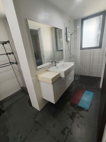 Service Residence for Rent at V@SUMMERPLACE - Emily Hau - Bathroom - PropertyGuru.com.my