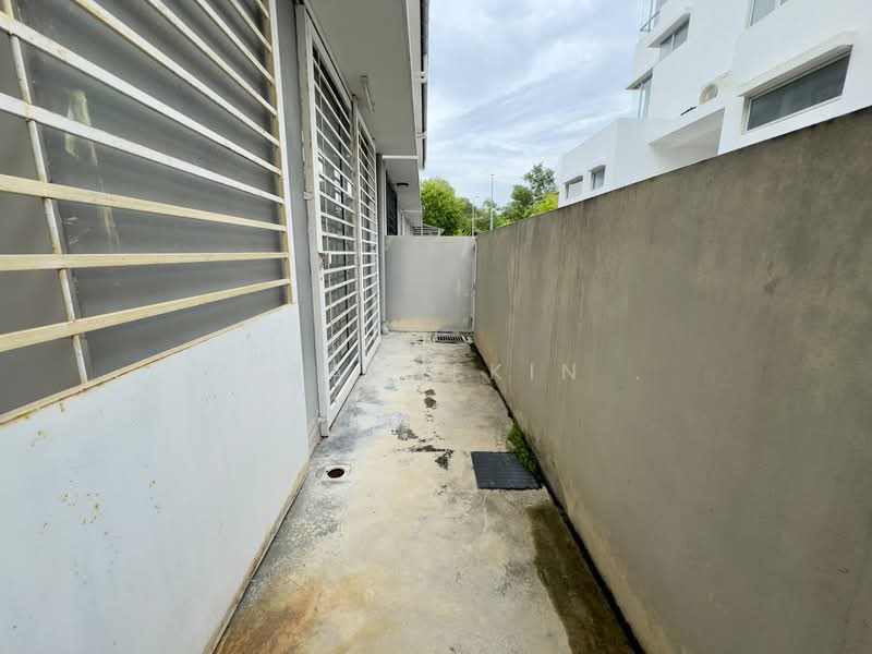 2-storey Terraced House for Sale in Kajang (Selangor) - Nurashekin . - Exterior - PropertyGuru.com.my