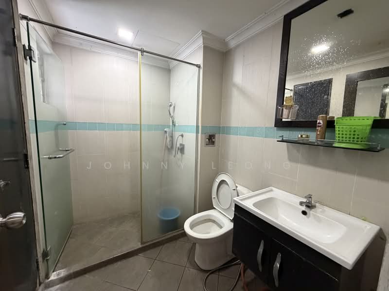Kondominium untuk Dijual di Amadesa Resort Condominium - Johnny Leong - Bathroom - PropertyGuru.com.my
