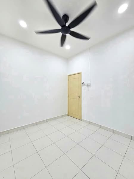 1.5-storey Terraced House for Sale in Taman Impian Emas (Skudai) - Karl Lim - Interior - PropertyGuru.com.my