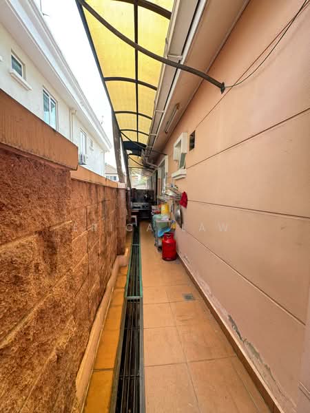 Rumah Berkembar untuk Dijual di Taman Naga Emas (Salak South) - Erica Law - Exterior - PropertyGuru.com.my