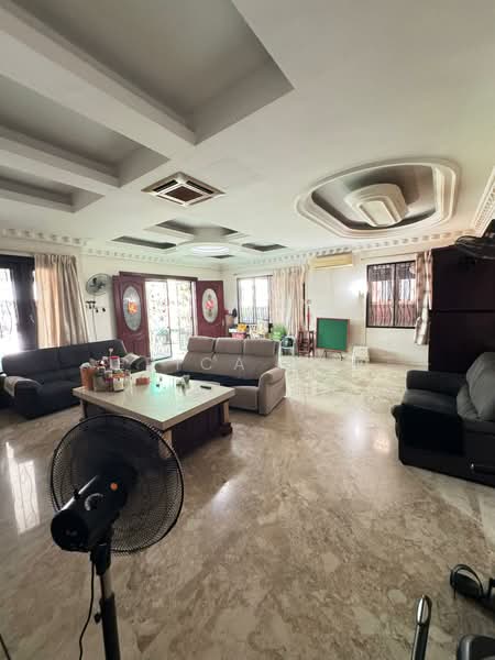 Rumah Berkembar untuk Dijual di Taman Naga Emas (Salak South) - Erica Law - Living Room - PropertyGuru.com.my