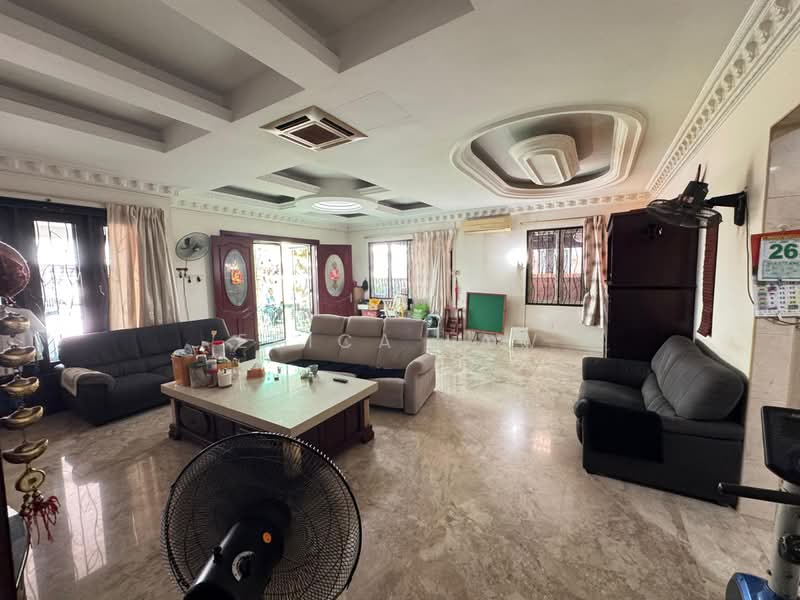Rumah Berkembar untuk Dijual di Taman Naga Emas (Salak South) - Erica Law - Living Room - PropertyGuru.com.my