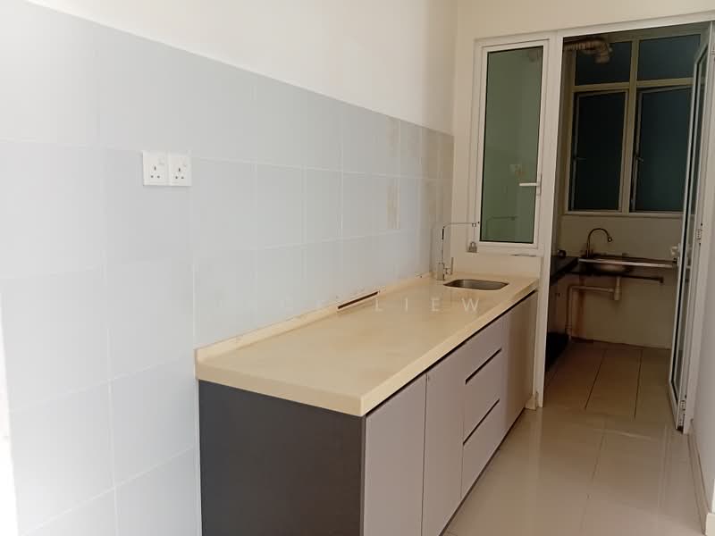 Condominium for Rent at Scenaria @ North Kiara Hills - Jack Liew - Kitchen - PropertyGuru.com.my