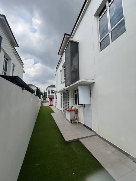 Rumah Kluster untuk Dijual di Setia Tropika (Johor Bahru) - Fion Choo - PropertyGuru.com.my