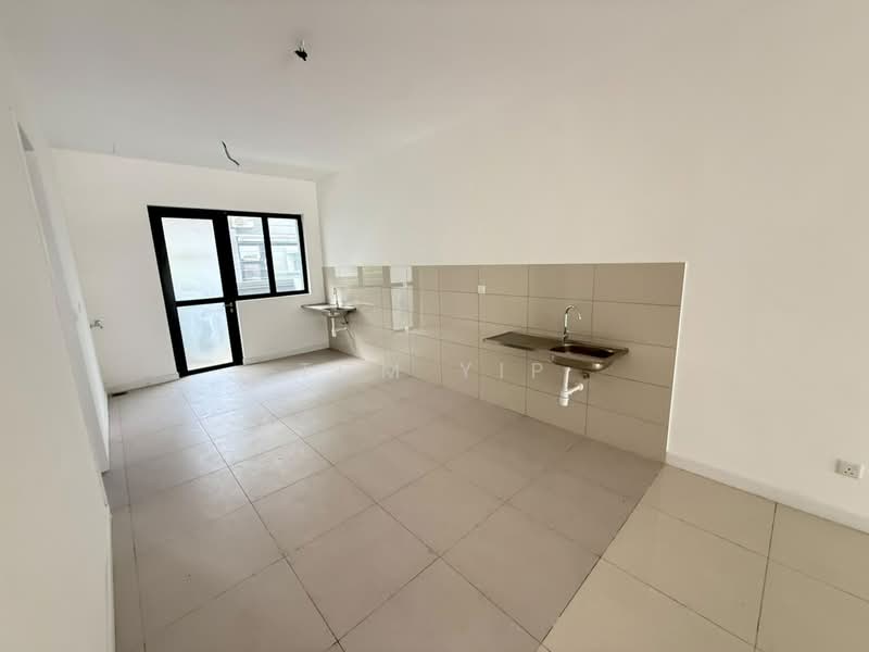 2-storey Terraced House for Sale in Sungai Buloh (Selangor) - Tom Yip - Kitchen - PropertyGuru.com.my