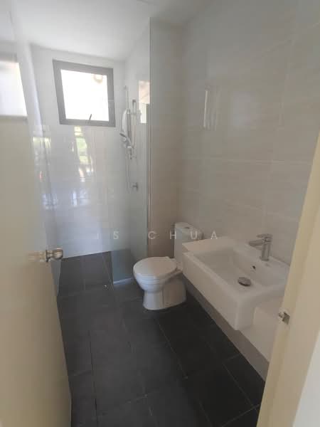 Condominium for Rent at Brezza Hill - JS CHUA - Bathroom - PropertyGuru.com.my