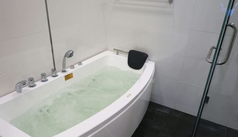 Pangsapuri untuk Disewa di Arcoris Residences - Miko Lew - PropertyGuru.com.my